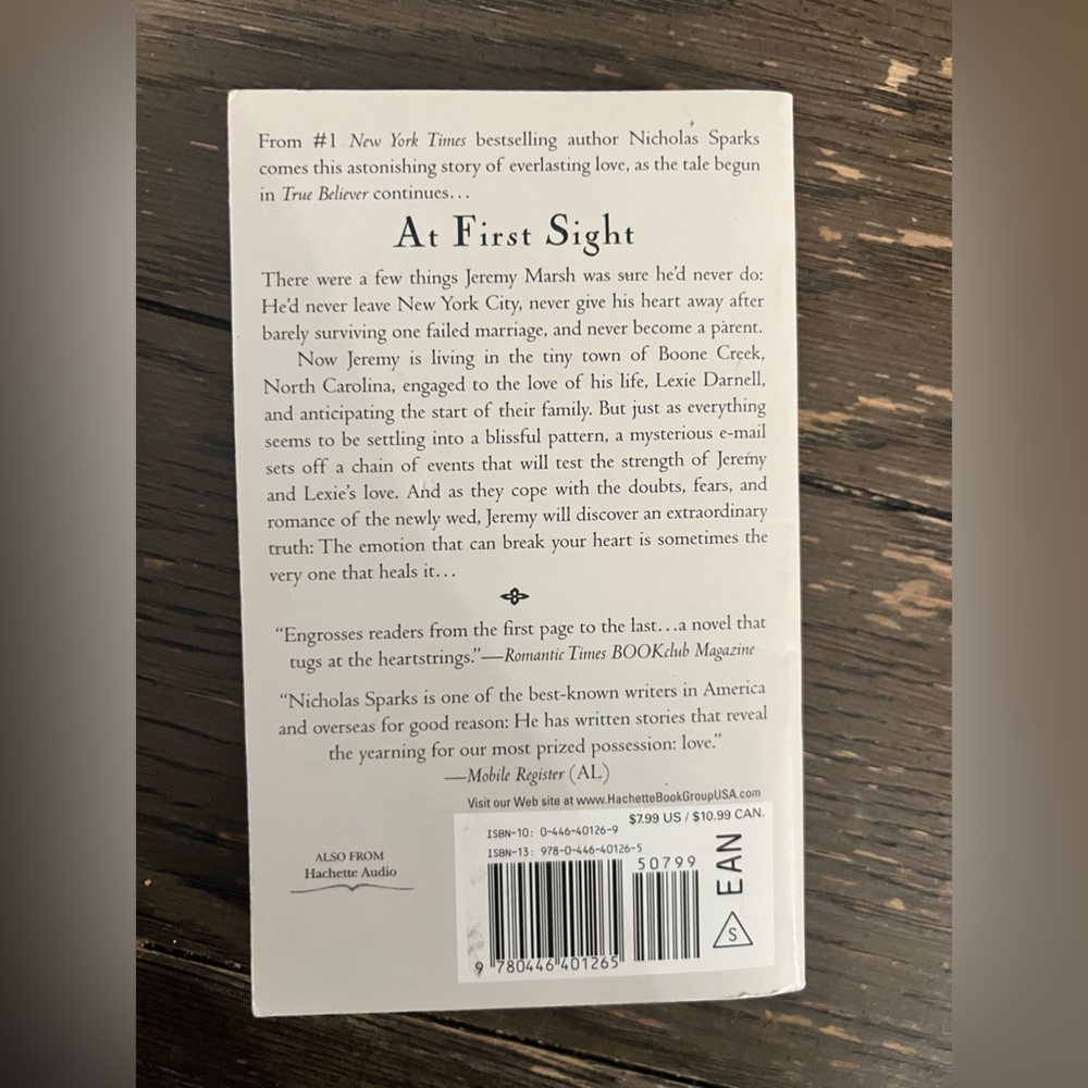 📚BUY 2 GET 1 FREE‎ At First Sight by Nicholas Sparks - Picture 2 of 3